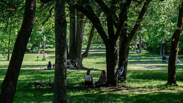 Der Würzburger Ringpark bietet Raum für Freizeitaktivitäten aller Art.