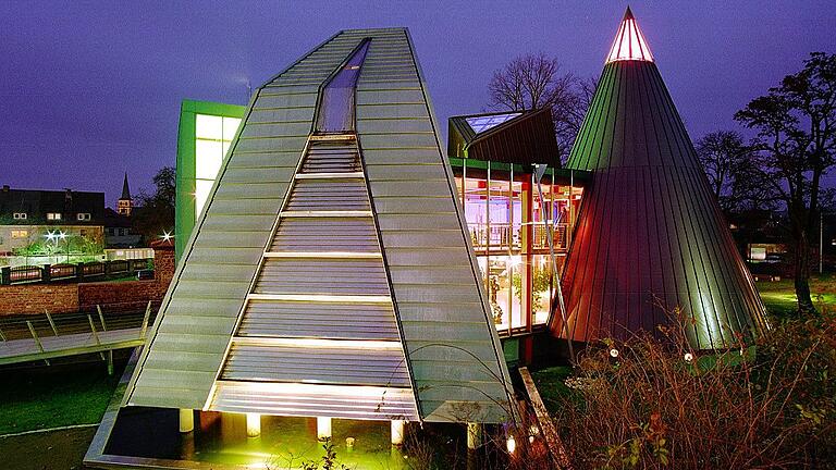 Ein attraktives Bauwerk: das Klempner- und Kupferschmiede-Museum Karlstadt.