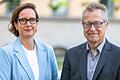 Erklären, wer wann wie einen Schwerbehindertenausweis bekommt: Kerstin Altenbeck, Leiterin der Regionalstelle Unterfranken des Zentrums Bayern Familie und Soziales in Würzburg, und Frank Lippold, Fachverantwortlicher für das Schwerbehindertenrecht.