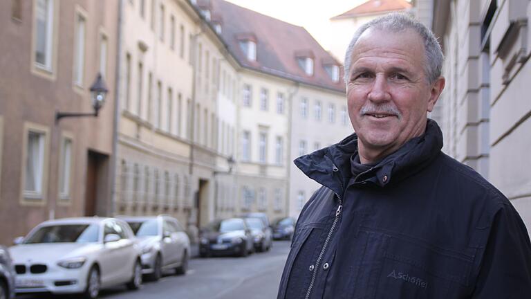 Hans Steidle soll für fünf weitere Jahre Stadtheimatpfleger von Würzburg bleiben. Hans Steidle soll für fünf weitere Jahre Stadtheimatpfleger von Würzburg bleiben.
