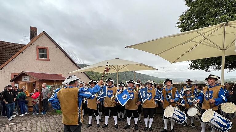 Der Auftakt zum Homburger Weinfest.