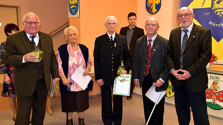 Franz Zbiegly, Theodosia Frassek, Karl Wuttke, Hubert Franik und Günther Rinke.