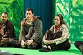 Probenbesuch bei &bdquo;Bambi&ldquo; des Fränkischen Theaters Schloss Maßbach vor der Aufführung im Theater Schweinfurt: Regisseur Christian Schidlowsky bespricht sich mit den Schauspielern Alexander Baab, Vincenzo Tatti, Tania Fechter und Katharina Försch (von links).