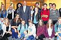 Besuch beim Abgeordneten: Die neunte Klasse der Mittelschule Burgsinn mit Klassenlehrerin Johanna Tauer-Söllner besuchte in Berlin auch den Bundestagsabgeordneten Bernd Rützel.