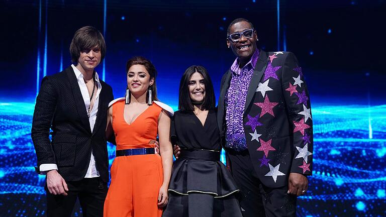 Deutschland sucht den Superstar - Das große Finale       -  Die Finalisten. V.l.: Alexander Jahnke, Maria Voskania, Duygu Goenel und Alphonso Williams     Alle Infos zu 'Deutschland sucht den Superstar' im Special bei RTL.de: http://www.rtl.de/cms/sendungen/superstar.html