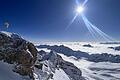 Zugspitze       -  Deutschlands höchster Gipfel: die Zugspitze. Bayern gehört für den &bdquo;Lonely Planet&rdquo; zu den Top-Zielen des kommenden Jahres. (Archivbild)