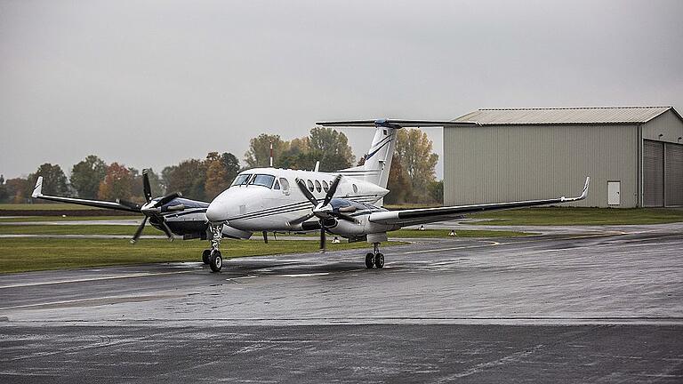 Der Flugplatz in Haßfurt wird künftig nicht mehr von der Firma SKF für Shuttleflüge nach Göteborg genutzt. Der Flugplatz in Haßfurt wird künftig nicht mehr von der Firma SKF für Shuttleflüge nach Göteborg genutzt.