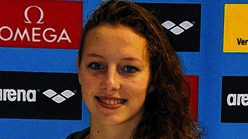 Deutscher Rekord für Leonie Beck       -  (ach)   Beim internationalen Schwimm-Fest in Bayreuth hat die 15-jährige Leonie Beck vom SV 05 Würzburg über 1500 m Freistil einen neuen deutschen Jugend-Rekord in ihrer Altersklasse aufgestellt. Die Schülerin kraulte bei ihrem Sieg 16:17,85 Minuten und verbesserte die alte Bestmarke um knapp 20 Sekunden. Damit feierte die Jugend-Europameisterin eine gelungene Generalprobe für die deutschen Kurzbahn-Meisterschaften vom 22. bis 25. November in der Wuppertaler Schwimmoper. Bei den dortigen nationalen Titelkämpfen werden die Nullfünfer mit 13  Athleten am Start sein.