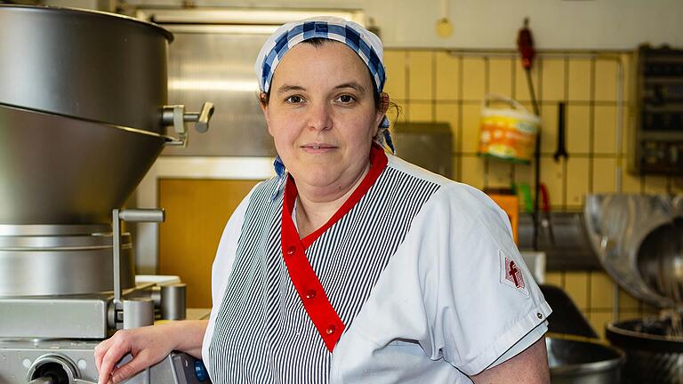 Die Obermeisterin der Metzgerinnung Main-Rhön, Barbara Fink, freut sich darüber, dass sich das Metzgerhandwerk beim Rhöner Wurstmarkt umfassend präsentieren kann.