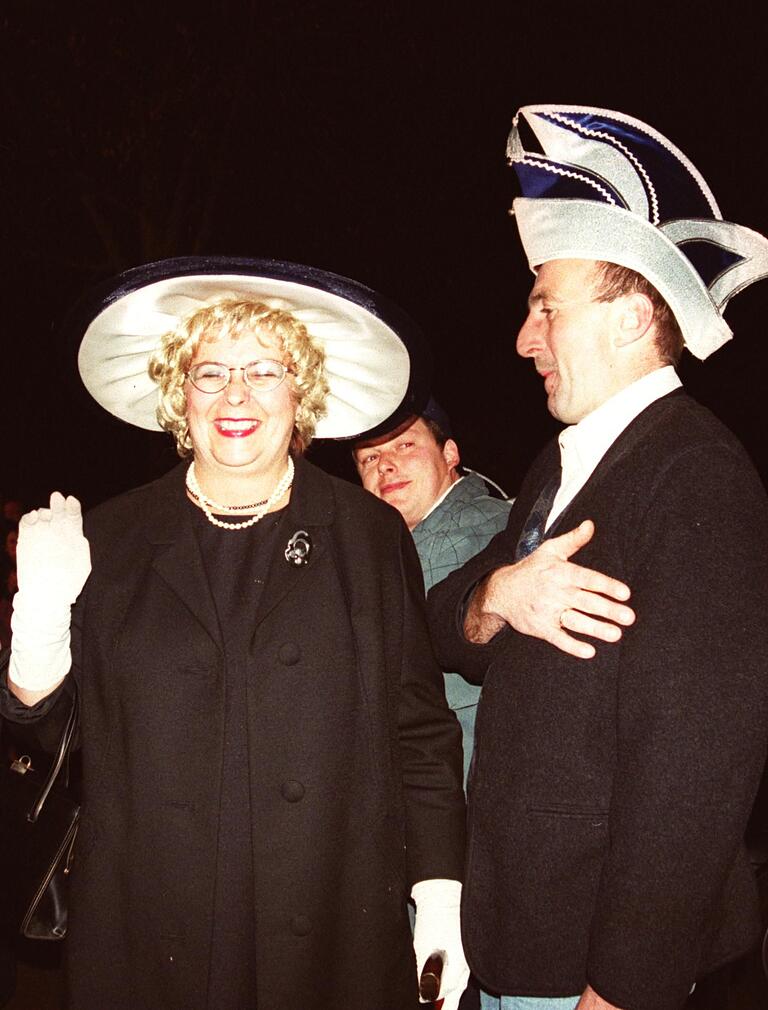 Marianne Bohl hatte im Laufe der Jahre und Jahrzehnte viele Auftritte im Ermershäuser Fasching, so etwa auch als 'Queen Mum' (Archivfoto).