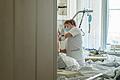 900 Pflegekräfte arbeiten am Leopoldina in Schweinfurt. Sie sind am nähsten dran an den Patienten. Zwei von ihnen haben wir am Abend für unsere Serie kurz begleitet.
