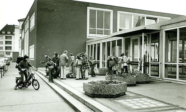 Archivfoto der ehemaligen Hauger-Schule in der Wallstraße. Archivfoto der ehemaligen Hauger-Schule in der Wallstraße. 