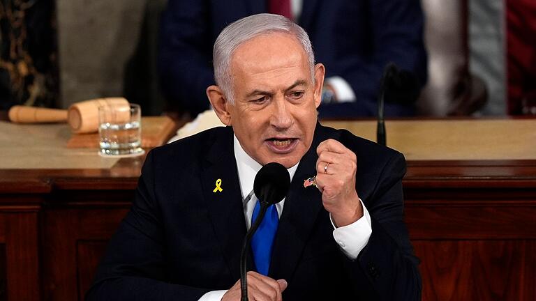 Netanjahu in den USA - Rede vor Kongress       -  Bei seinem Auftritt im Parlament wies Netanjahu Vorwürfe zurück, Israel ziele im Gaza-Krieg absichtlich auf Zivilisten ab.