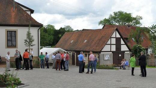 Dorfplatz-Einweihung       -  Einweihung Dorfplatz Walchenfeld