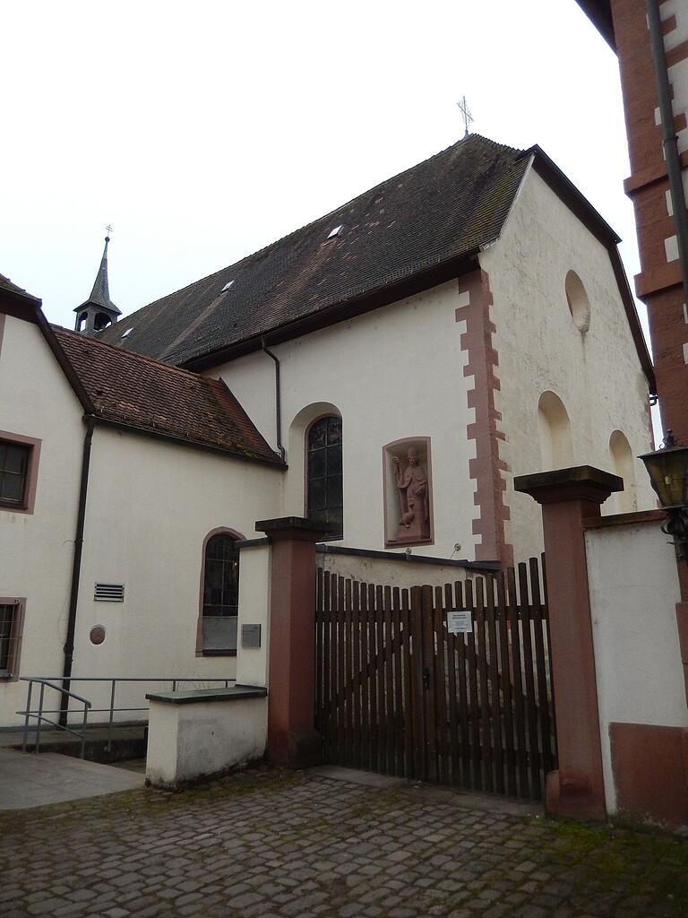 Vor 375 Jahren wird für die Kirche des Kapuzinerklosters auf dem Lohrer Kirchberg der Grundstein gelegt. Vor 375 Jahren wird für die Kirche des Kapuzinerklosters auf dem Lohrer Kirchberg der Grundstein gelegt. 