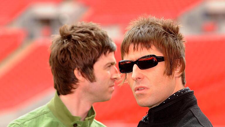 gall(1).jpg       -  Da waren sie noch Oasis – und jetzt bald wieder? Noel (links) und Liam Gallagher 2008.