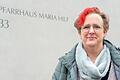 Die Schweinfurter katholische Kirchenleiterin Raphaela Holzinger (im Porträt) wechselt zu den Evangelischen und wird jetzt Pfarrerin.