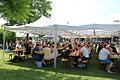 Mehrere hundert Besucherinnen und Besucher kamen zum Schwimmbadfest – angelockt vom perfekten Wetter und dem reichhaltigen Angebot der Burgsinner Vereine.