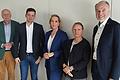 Von rechts nach links: Walter Herberth (ganz rechts) bildet neben Annette Noffz, der Vorstandsvorsitzenden Annette Heuser (zugleich auch die neu gewählte Vorsitzende des Bundesverbands Deutscher Stiftungen), Tobias Reiland (Kaufmännischer Direktor der Vereinigten Hospitien in Trier) sowie Jürgen Regge (ehemaliger Vorstand der Fritz Thyssen Stiftung in Königswinter) den neuen Vorstand des Verbands Deutscher Wohltätigkeitsstiftungen.