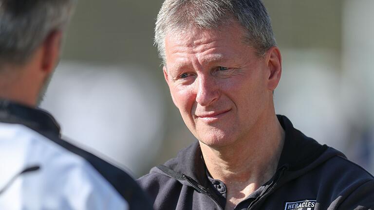 Frank Wormuth - Ein Experte für den niederländischen Fußball: Der frühere deutsche Trainer-Ausbilder Frank Wormuth. Frank Wormuth - Ein Experte für den niederländischen Fußball: Der frühere deutsche Trainer-Ausbilder Frank Wormuth.