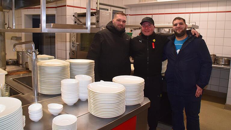 Francesco Grieco (Mitte) hat mit Luigi Franco und Marco Platania ein bewährtes Team für die Küche.