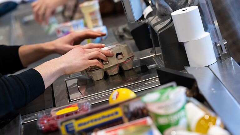 Inflation       -  Teuerungsrate hält sich bei 2,3 Prozent (Archivbild)