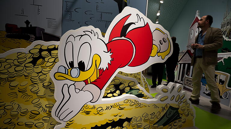 Comic Museum in Schwarzenbach.jpeg       -  Der reichste und knauserigste Erpel der Welt: Walt Disneys Dagobert Duck.