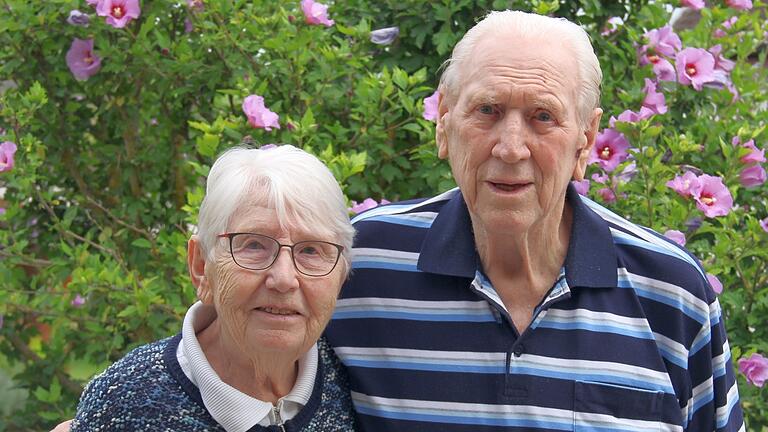 60 Jahre verheiratet: Diamantene Hochzeit feiert heute in Gerlachsheim das Ehepaar Adolf und Erna Hemmrich.