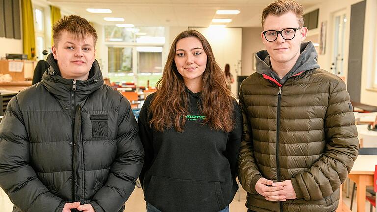 Die Internatssprecher am FLSH Gaibach sind (von links) Andrei Pusak, Josephine Amilov und Lucas Linder.