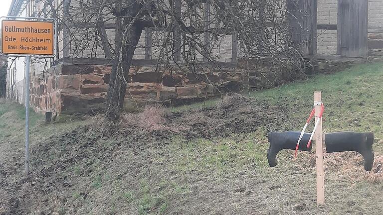 Landwirte wollen ihre 'Stiefel an den Nagel' hängen: Aktion des Bauernverbandes Rhön-Grabfeld Landwirte wollen ihre 'Stiefel an den Nagel' hängen: Aktion des Bauernverbandes Rhön-Grabfeld