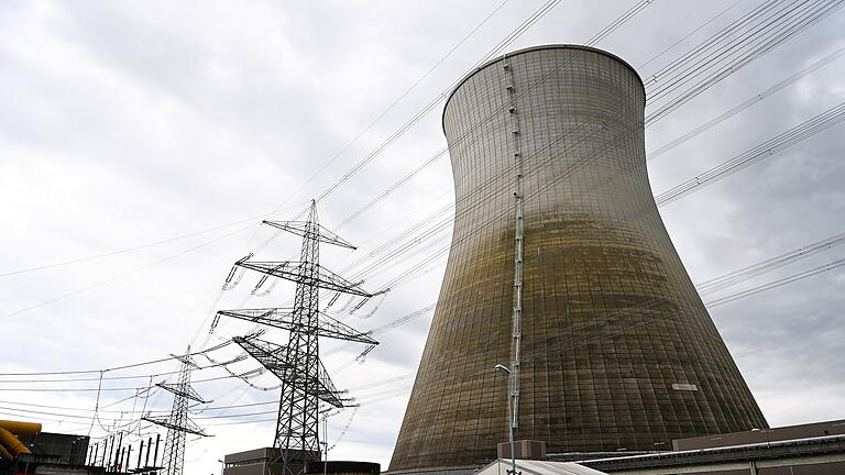 Rückbauanlage Kernkraftwerk Gundremmingen.jpeg - Seit die Kernkraftwerke im Freistaat abgeschaltet sind, wird im Land deutlich weniger Strom produziert. Rückbauanlage Kernkraftwerk Gundremmingen.jpeg - Seit die Kernkraftwerke im Freistaat abgeschaltet sind, wird im Land deutlich weniger Strom produziert.