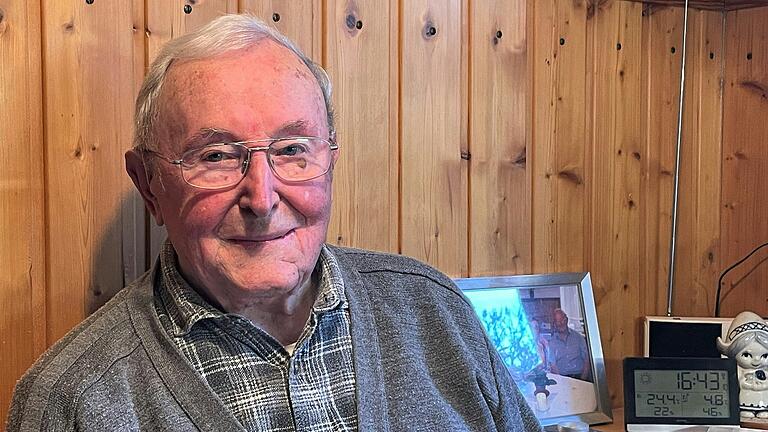 Zeitzeuge Karl Klein aus Schallfeld erlebte den Einmarsch der US-Army in seiner Heimatgemeinde Schallfeld Mitte April 1945 als 13 Jahre alter Junge. Zeitzeuge Karl Klein aus Schallfeld erlebte den Einmarsch der US-Army in seiner Heimatgemeinde Schallfeld Mitte April 1945 als 13 Jahre alter Junge.