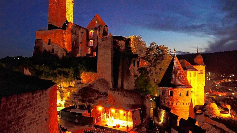 Die atemberaubende Kulisse der Wertheimer Burg ist auch 2017 Schauplatz vieler Veranstaltungen.