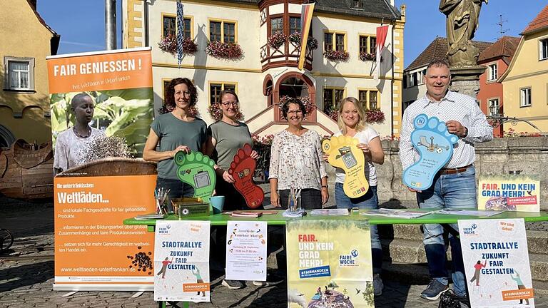 Im Bild Christiane Leckel, Katharina Klüpfel, Sabine Krapf, Caroline Müller, Heiko Bäuerlein.