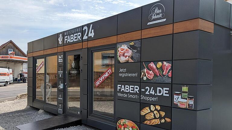 Der Smart Store „Faber24“ an der Kissinger Straße in Nüdlingen       -  Der Smart Store „Faber24“ an der Kissinger Straße in Nüdlingen