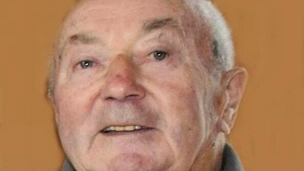 Der ehemalige Zweite Bürgermeister der Gemeinde Lülsfeld Walter Schulz aus Schallfeld verstarb am 30. Mai im Alter von 94 Jahren. Der ehemalige Zweite Bürgermeister der Gemeinde Lülsfeld Walter Schulz aus Schallfeld verstarb am 30. Mai im Alter von 94 Jahren. 