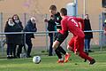 Der Torschütze zum 1:1, Marcel Behr von der DJK Schwebenried/Schwemmelsbach, im Duell mit dem Lichtenfelser Defensivspieler Christopher Schaller (vorne).