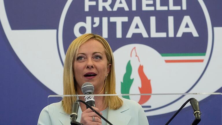 Logo Fratelli d'Italia       -  Giorgia Meloni sagte vor wenigen Jahren, sie sei stolz auf die Flamme. (Archivbild)