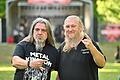 Gibt nicht klein bei: Veranstalter Manfred Schleicher (rechts) möchte sein Metal Kingdom Festival in Gaukönigshofen trotz des finanziellen Desasters 2023 fortsetzen.