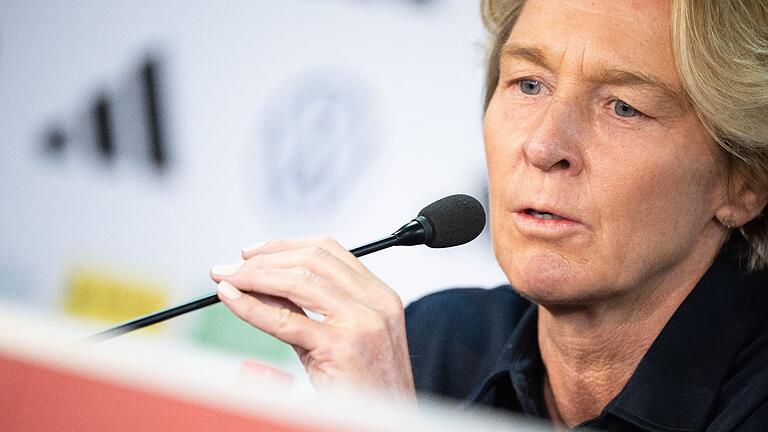Martina Voss-Tecklenburg.jpeg - Martina Voss-Tecklenburg ist nicht mehr krankgeschrieben. Martina Voss-Tecklenburg.jpeg - Martina Voss-Tecklenburg ist nicht mehr krankgeschrieben.