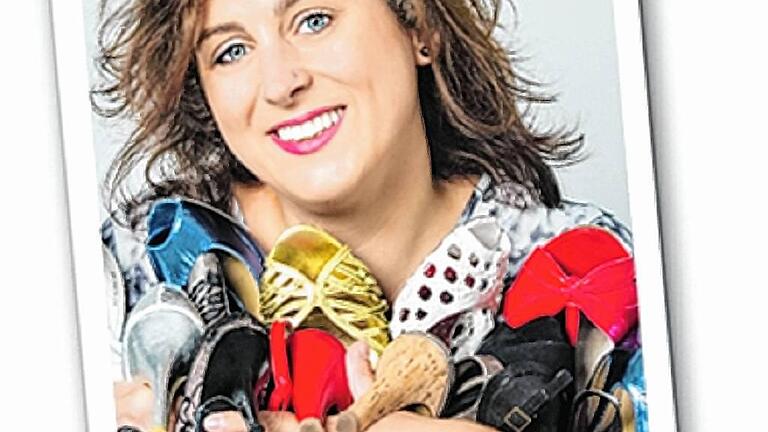 Mein Kleiderschrank & ich: Im Rampenlicht der Bürolampe       -  _