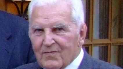 Fritz Kalb. Fritz Kalb.