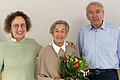 Martha Maucher (von links), die scheidende Leiterin der Schreibwerkstatt Elisabeth Schilling-Küng und ihr Nachfolger Hans-Joachim Grassmann.
