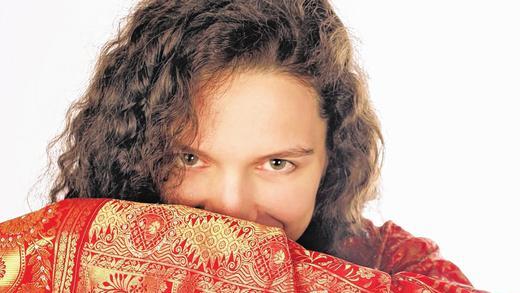 Kein Grund zum Verstecken: Luise Maas ist Landessiegerin als Trachtenschneiderin für Herren – ein großer Erfolg für die erst 24-Jährige. Kein Grund zum Verstecken: Luise Maas ist Landessiegerin als Trachtenschneiderin für Herren – ein großer Erfolg für die erst 24-Jährige.