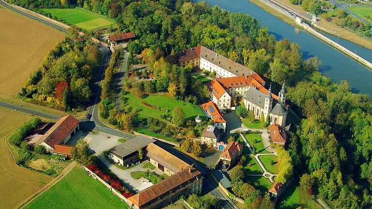 Das Kloster Triefenstein in einer Luftaufnahme aus dem Jahr 2014. Das Kloster Triefenstein in einer Luftaufnahme aus dem Jahr 2014.