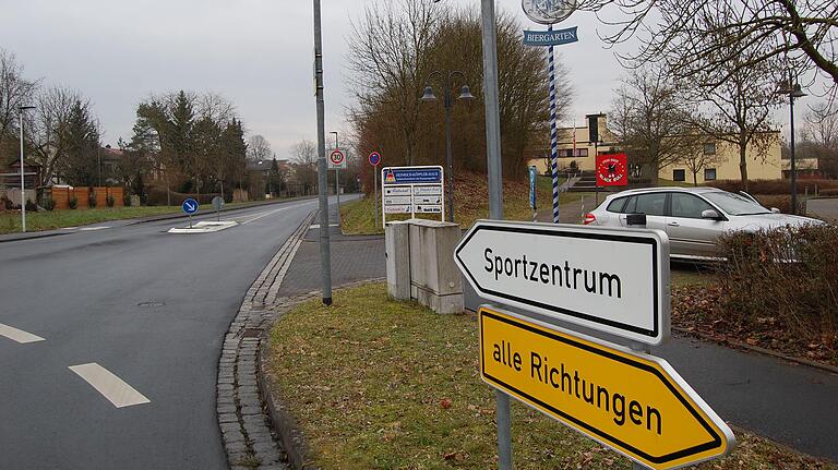 Besonders wichtig sei eine gute Verkehrsführung zum geplanten Schulzentrum in Hammelburg, hieß es in den Sitzungen des Kreistags.