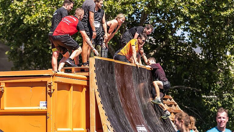 Über 1100 kleine und große Teilnehmerinnen und Teilnehmer haben bei 'Rock the Race' im vergangenen Jahr in Würzburg teilgenommen.