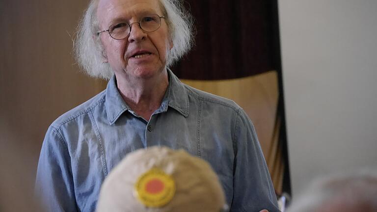 Hält von Karlsruhe aus nicht still: Atomkraftgegner Harry Block. Hält von Karlsruhe aus nicht still: Atomkraftgegner Harry Block.