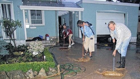 Aus dem Unwetter lernen Aus dem Unwetter lernen