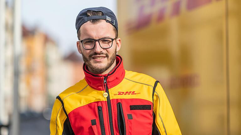 Mehemed Gromilic, 29 Jahre, Postbote aus Höchberg (Lkr. Würzburg). Mehemed Gromilic, 29 Jahre, Postbote aus Höchberg (Lkr. Würzburg).